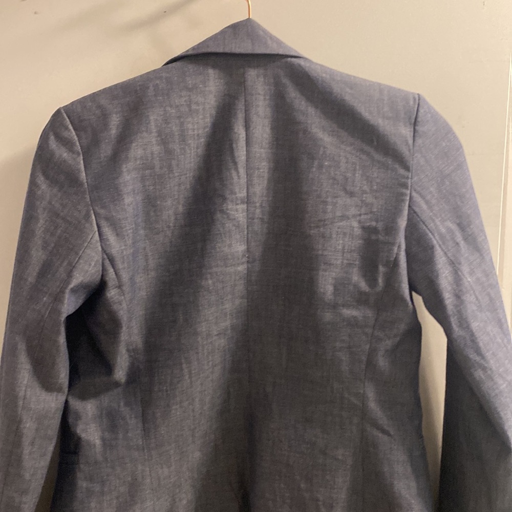 Blazer - Picture 2 of 4